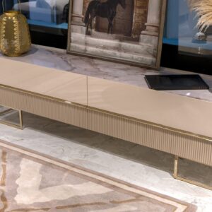 Cannes TV Unit - Image 15