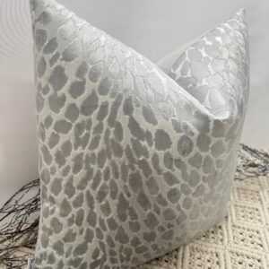 The Silver Delight Cushion - Image 3