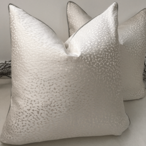 The Ivory Muse Cushion - Image 2