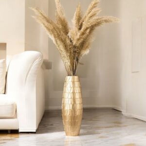 gold vase