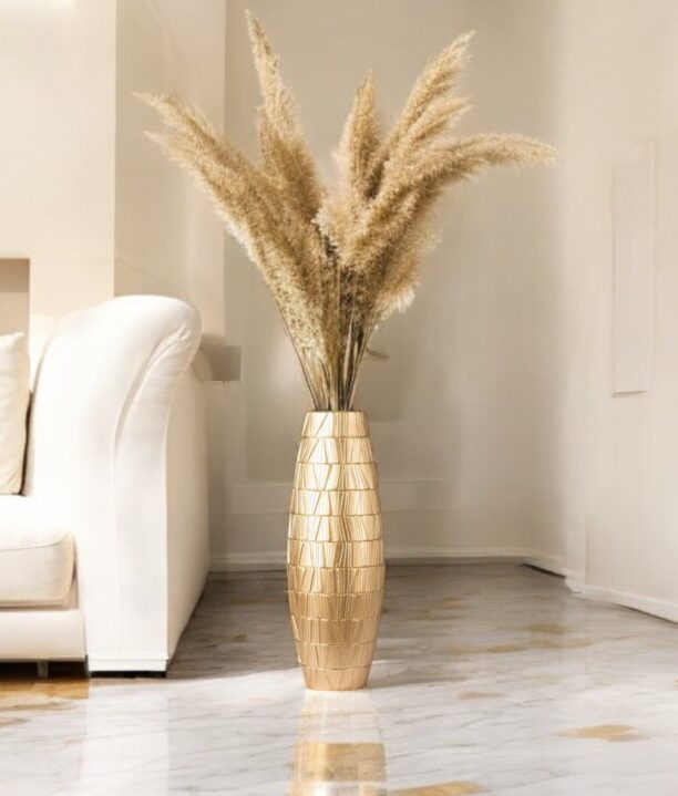 gold vase