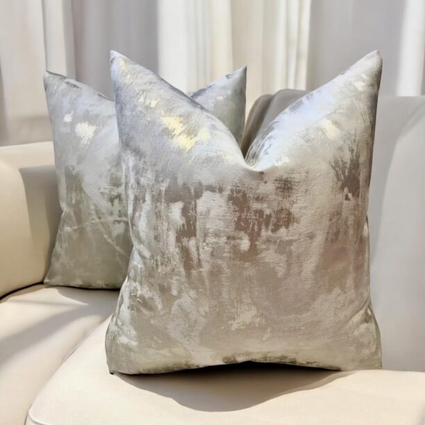 golden cream marble cushions