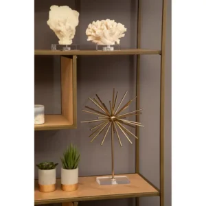 The Marseille Oak and Brass Display Unit combines modern elegance and functionality with its five oak veneer shelves and brushed brass-finished steel frame. This stylish display unit is perfect for showcasing decorative items or storing books, adding a sophisticated, contemporary touch to any living space.