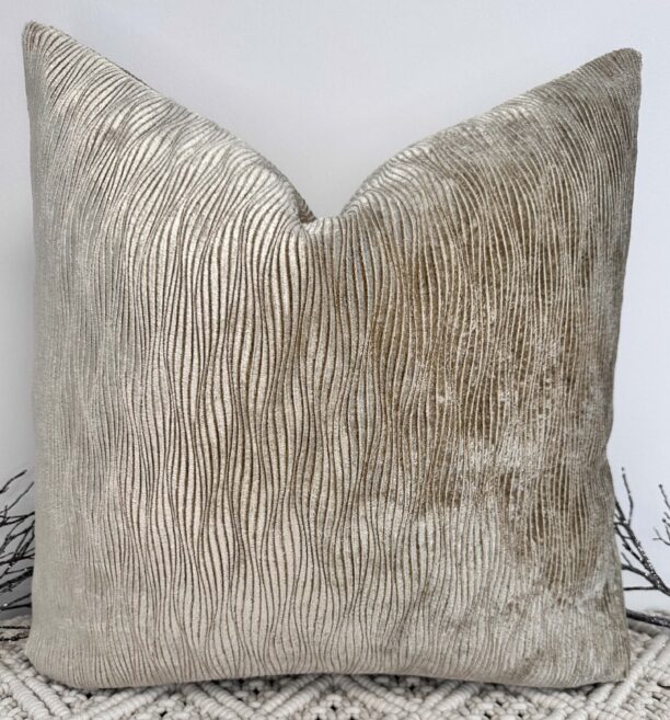 Aurelle Gold Cushion