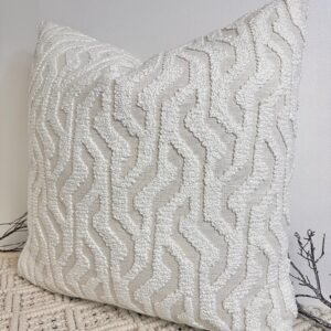 Ivory Dolce Cushion - Image 5