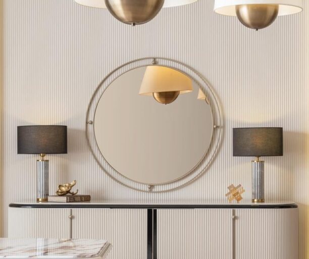 Valentina Mirror